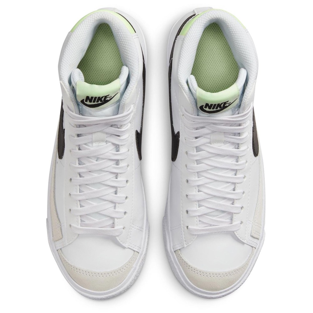 Nike Blazer Mid '77
Boys' Grade School DA4086-109 - Picture 3 of 8